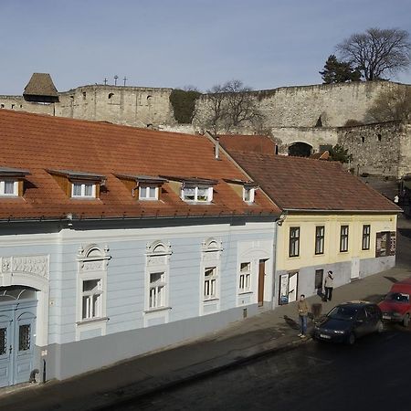 Varkapu Panzio Eger Exterior photo